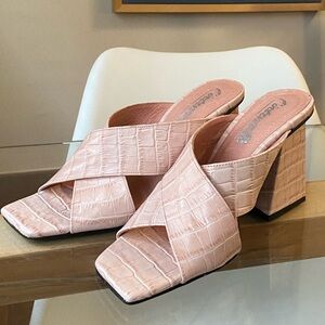 L’Intervalle Pink Crocodile Print Heels
